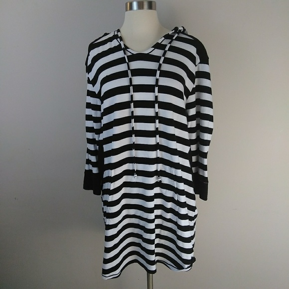 Vera Wang Dresses & Skirts - Vera Wang Dress/Tunic. [Dresses]